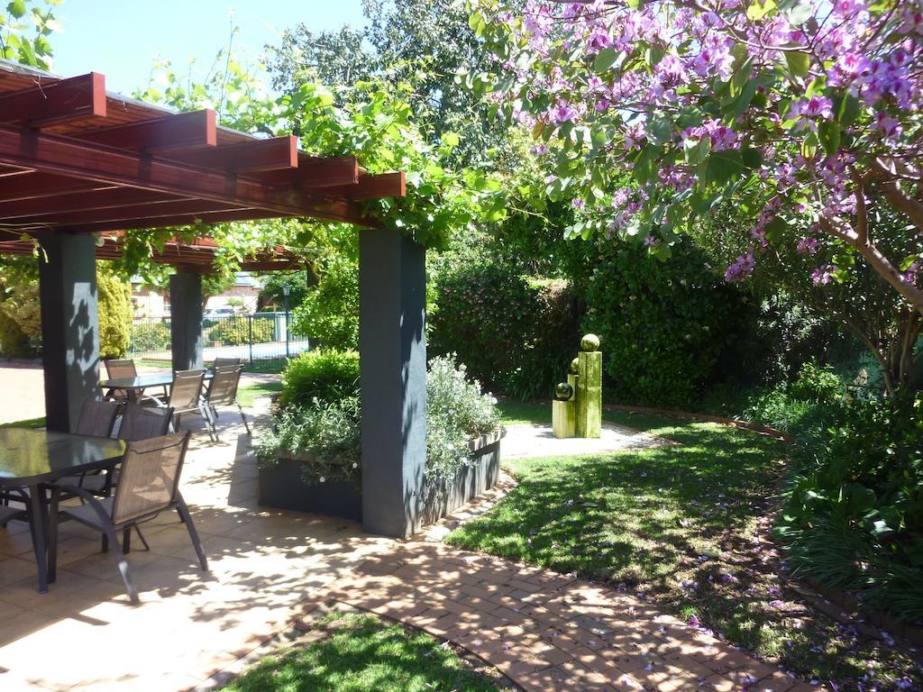 Country Apartments Dubbo Exterior foto